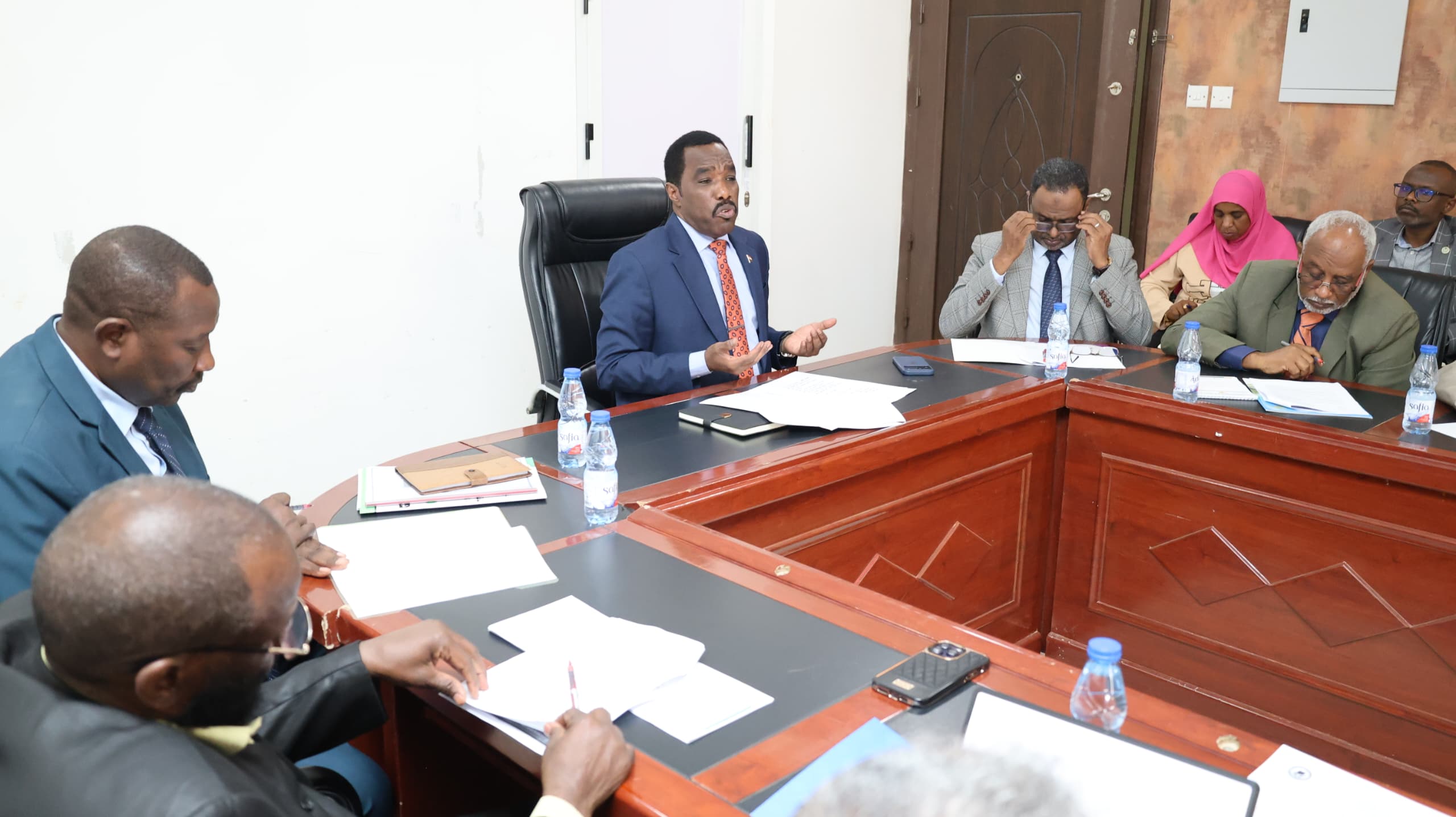 (١٥٠) الف سوداني يرغبون في العودة  إجتماع عاصف للجنة العليا للعودة الطوعية