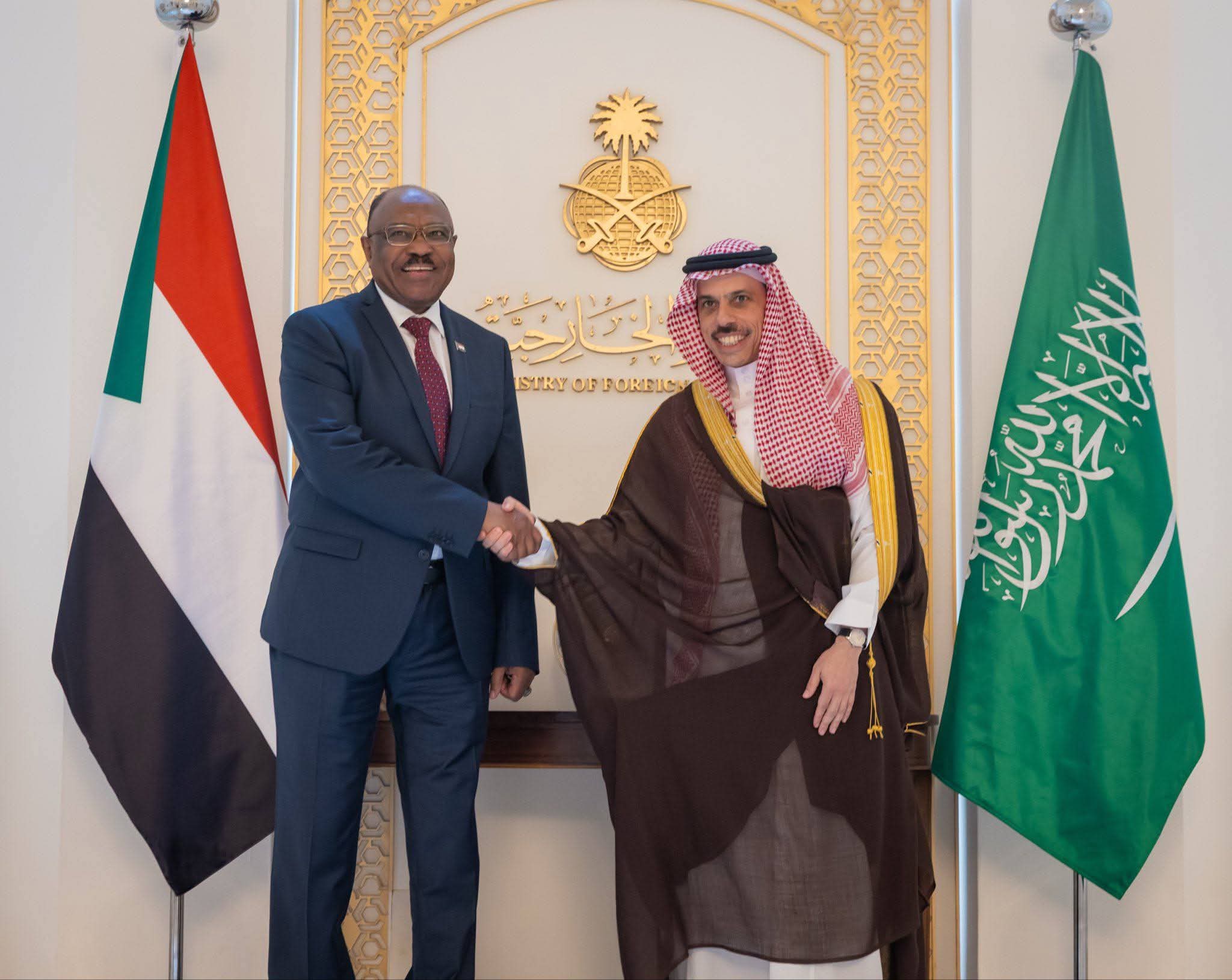 السودان و السعودية يوقعان اتفاقية تأسيس المجلس الأعلى للتعاون والتنسيق الاستراتيجي