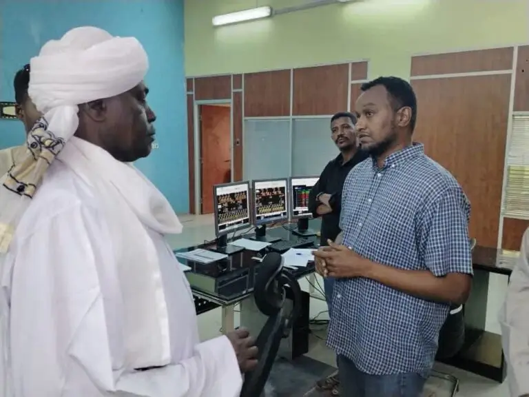 والي الخرطوم يقف على الإمداد الكهربائي ومسئول في كهرباء أمدرمان يؤكد تحسن الإمداد