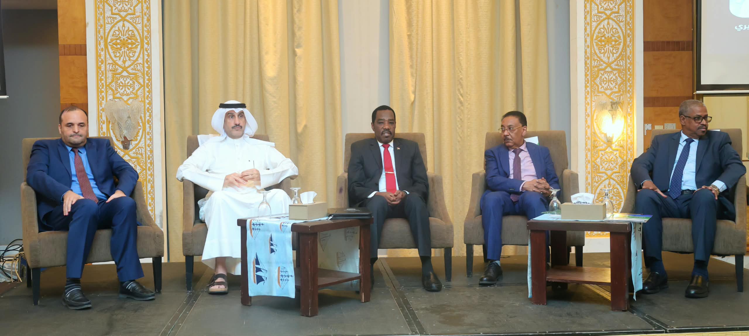وزارة الموارد البشرية ومنظمة العمل العربيةتنظمان ورشتين لدعم التعافي وإعادة الإعمار
