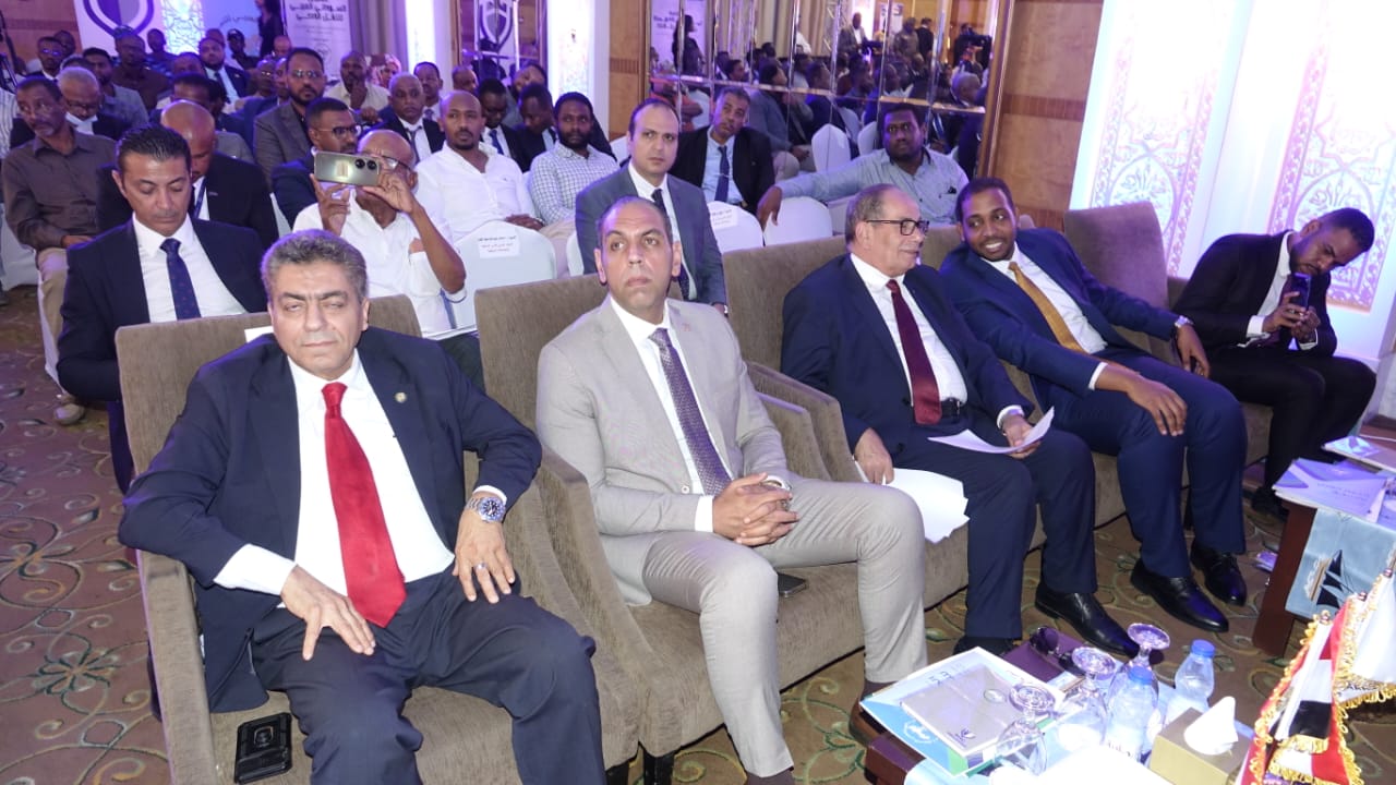 عقار: النقل النهري أرخص وأأمن وسيلة نقل