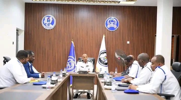 المرور تعلن عن مشروع قومي لإنشاء مركز شامل لترخيص المركبات الحكومية وربطها بنظام مروري موحد