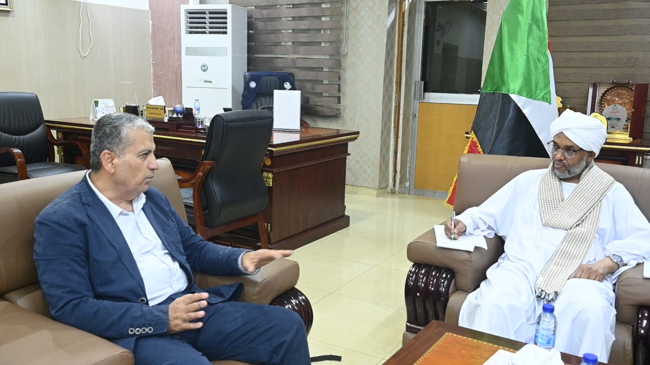 وزير الصحة الاتحادي يشيد بدور تركيا في دعم القطاع الصحي بالسودان