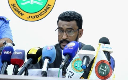 الاعدام شنقا علي قائد قوات الدعم السريع المتمرة و١٤ اخرين في قضية مقتل والي غرب دارفور خميس ابكر