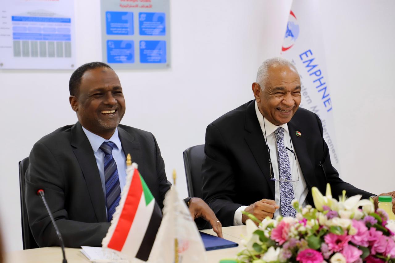 اتفاقية لإنشاء مركز إقليمي للأمراض المعدية في السودان بين وزارة الصحة الاتحادية والشبكة الشرق أوسطية للصحة المجتمعية EMPHNET