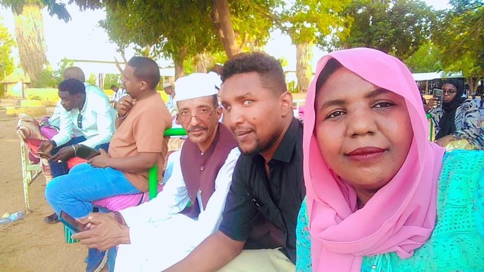 من شارع الجرائد إلى سوبا شرق.. الصحفيون السودانيون والحنين لرحيق الورق