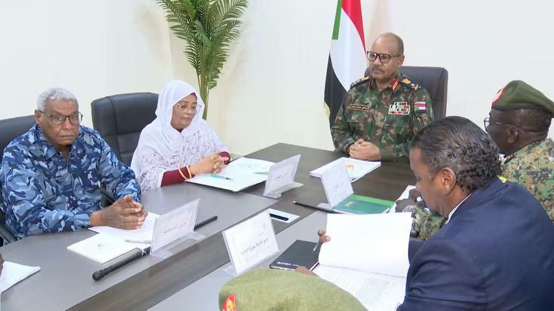 اللجنة العليا لمكافحة غسل الأموال برئاسة الفريق إبراهيم جابر تعقد اجتماعها الثاني